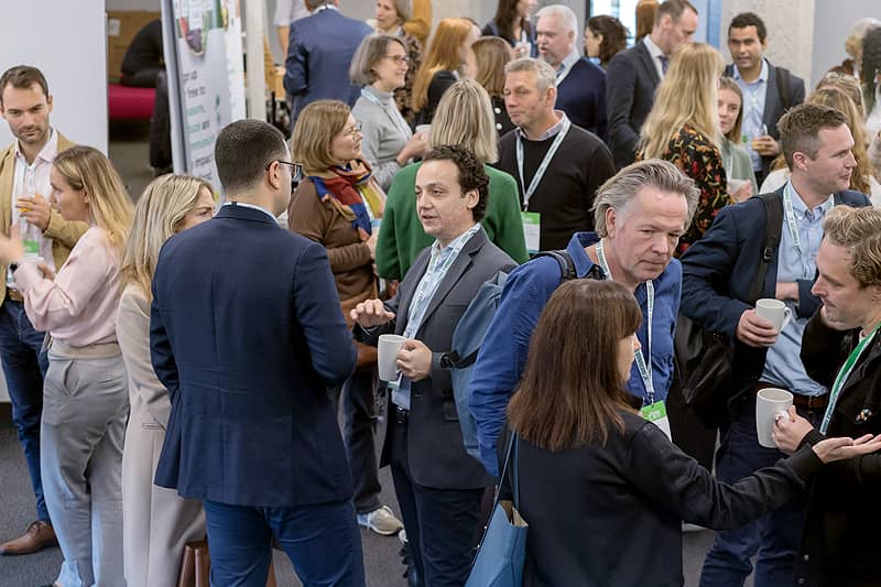 Enjoy networking breakout zones and high-level drinks reception.